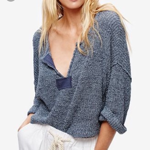 Free People Sweaters - Free People slouchy crop sweater
